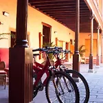 Hotel Livvo La Quinta Roja 4*
