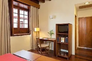Livvo La Quinta Roja Hotel 4*