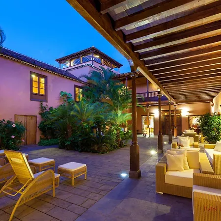 מלון Livvo La Quinta Roja 4*