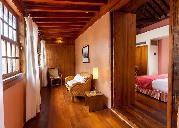 Livvo La Quinta Roja Hotel