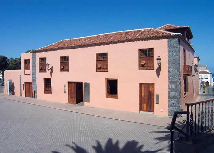 Livvo La Quinta Roja Hotel